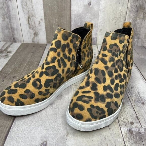 Blondo Georgette Leopard Wedge Bootie Size 7.5